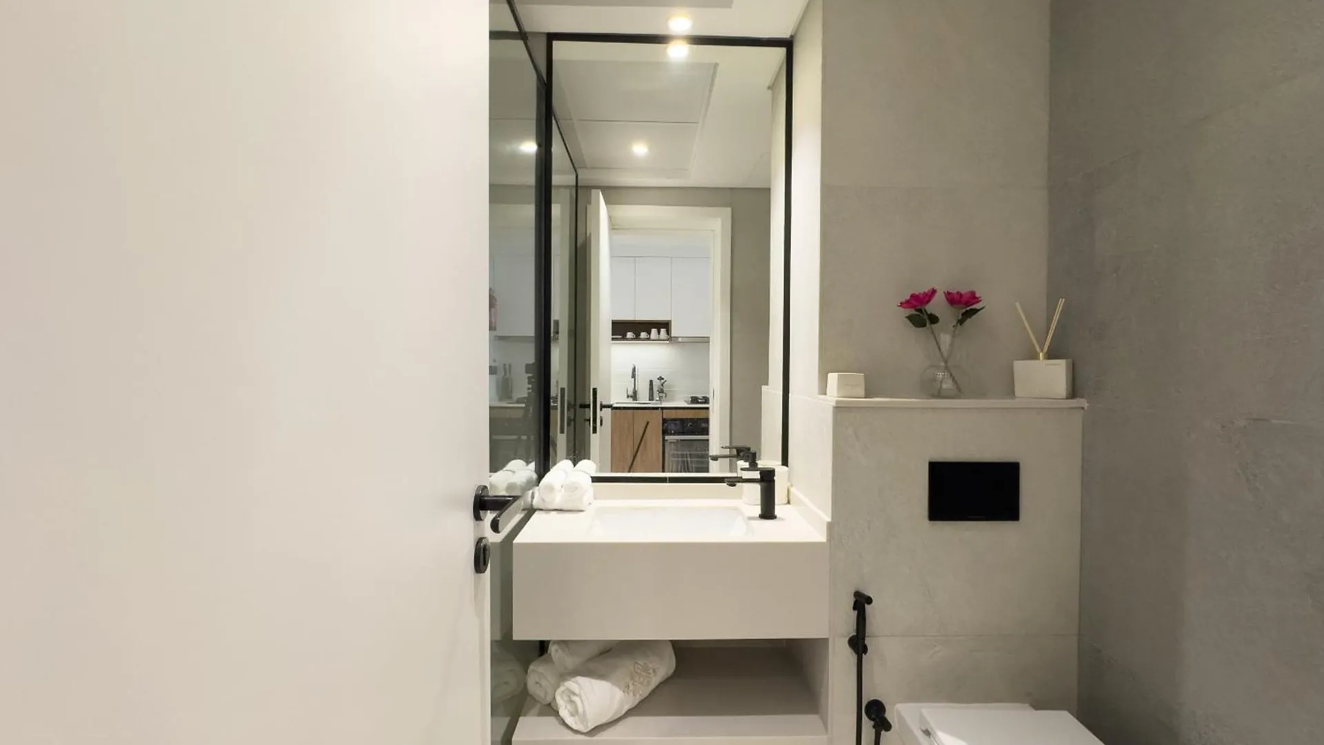 Prime Res 3 302 Studio Dubai United Arab Emirates